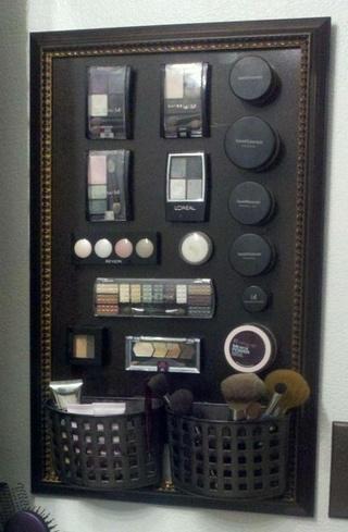 Magnetic Makeup Board