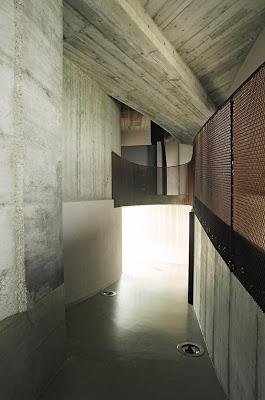 build | ranch house in italy