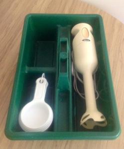 Kitchen thrifted zip hand blender measuring cups white, cleaners caddy