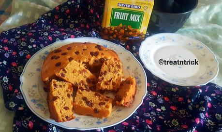 Moist Light Fruit Cake  Recipe @ treatntrick.blogspot.com