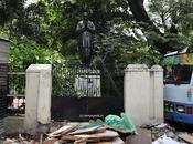 Forlorn Statue Busy T.Nagar Panagal Park Chitoor Nagayya