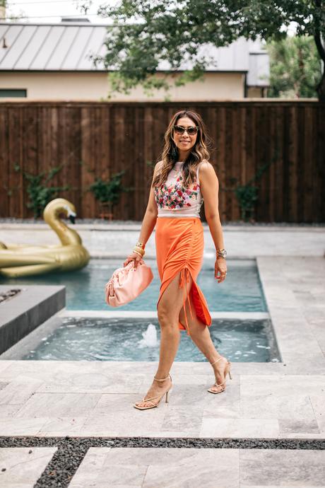CHIC AT EVERY AGE // THE CUTEST UNDER $50 SKIRT FOR SUMMER