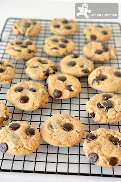 vegan chocolate chip cookies vegetable oil mix and bake no egg eggless dairy free