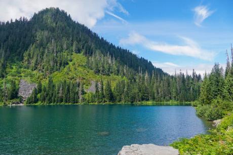Lake Twenty Two Makes for a Gorgeous Hike Near Seattle