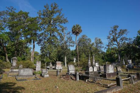 9 Stunning Photos from Bonaventure Cemetery in Savannah