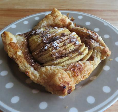 Quick & Easy Apple Tarts