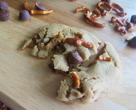 Peanut Butter Cup Pretzel Cookie (small batch)