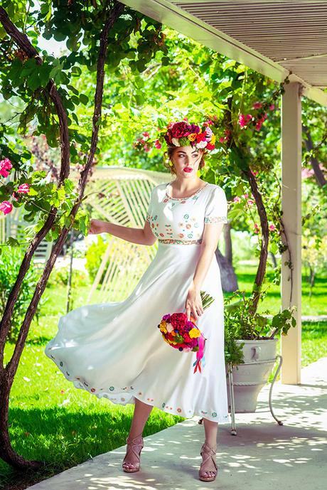 Colorful styled shoot with a modern flair colorful-styled-shoot-with-modern-flair_01x