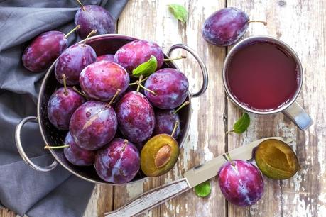 Plums: Benefits, Nutritional Facts, Side Effects and How to Use