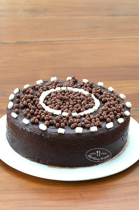 Moist Chocolate Cake (2)