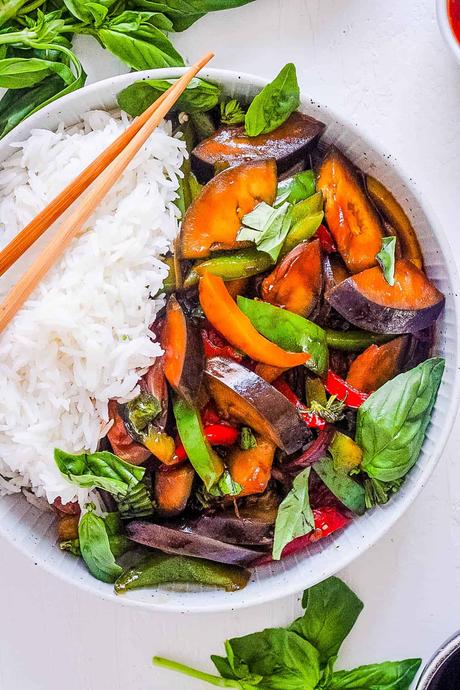 Thai Basil Eggplant Recipe (Vegan Stir Fry)