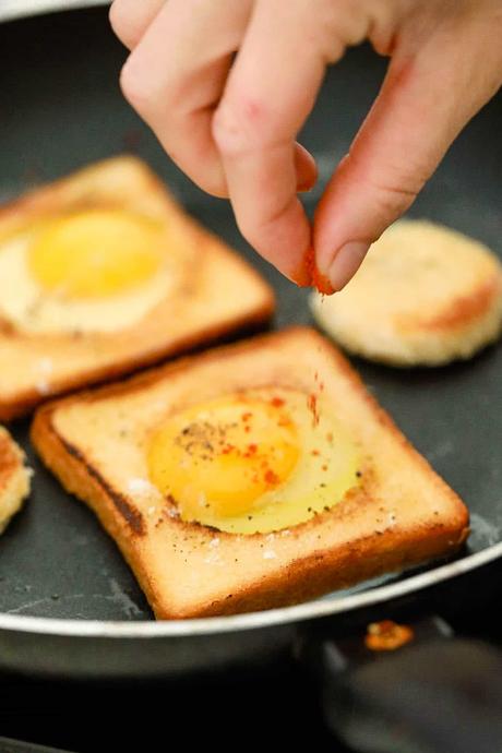 Eggs in a Basket: A Classic Breakfast