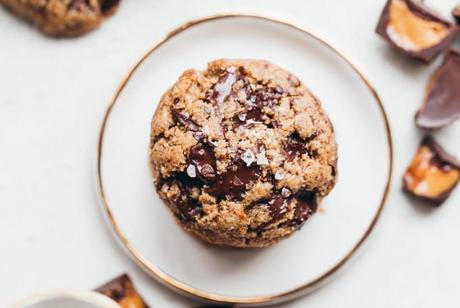 You need to try these delicious Peanut Butter Chocolate Chip Cookies - they're full of chopped up mini peanut butter cups that we fold into the dough along with the dark chocolate chunks! You'll love these gluten-free, grain-free, refined sugar-free, and vegan cookies.Â 