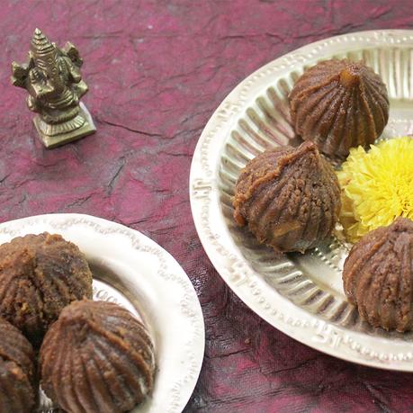 Welcome this auspicious Ganesh Chaturthi, with our nutritious yet simple pineapple modak for kids [Easy no sugar modak recipe for kids]!