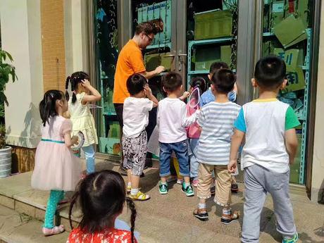 Teaching English: Wuhan, China... No Summertime Sadness!