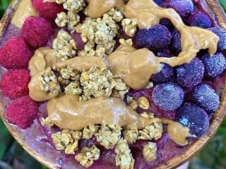 Save Money by Making Your Own Antioxidant-Rich Acai Smoothie Bowl at Home