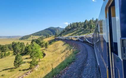 A New Way to Experience the Landscapes of the West – Train Travel