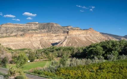 A New Way to Experience the Landscapes of the West – Train Travel