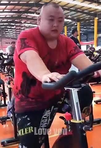 Extraordinary weight loss journey Extraordinary weight loss journey