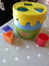 Review – Tomy; Winnie The Pooh Stack, Pour, Post ‘n’ Play