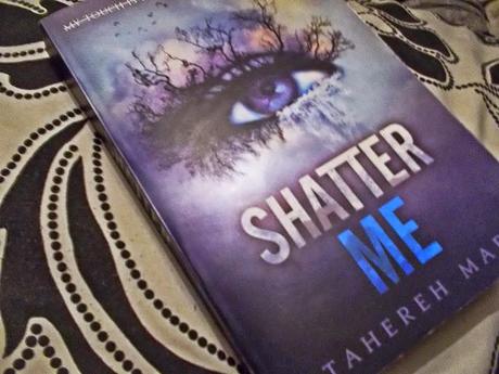SHATTER ME - Tahereh Mafi | Devon