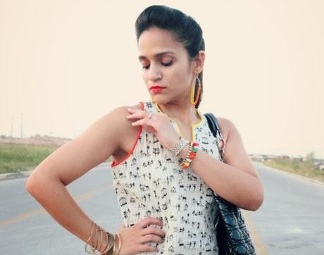 Tunic from India, Lulu's Denims, Jutti from Amritsar (India), Dior Bag, InPink Earrings, Tanvii.com