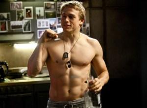 Charlie-Hunnam-Pacific-Rim3.mh.090313