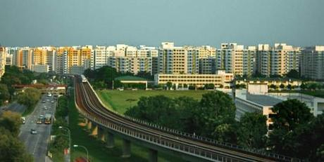 Housing_and_Development_Board_flats_near_Woodlands_Avenue_7,_Singapore