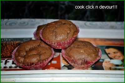 Chocolate-dates whole wheat muffins(Egg less)