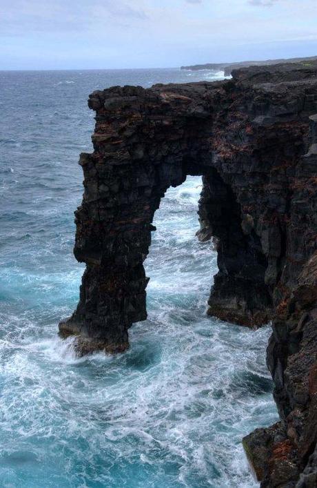Holei Sea Arch, Volcanoes National Park, HI