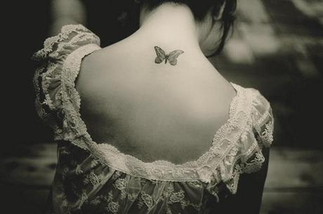 ilovegreeninspiration_art-beautiful-black-and-white-butterfly-girl-Favim.com-423195