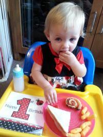 2013-10-19 12.35.43 Making Memories – Little Miss A’s first birthday party