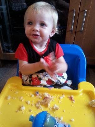 2013-10-19 13.12.26 Making Memories – Little Miss A’s first birthday party