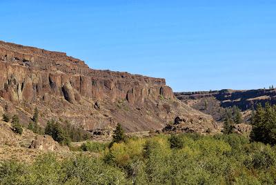 Fun in the Scablands