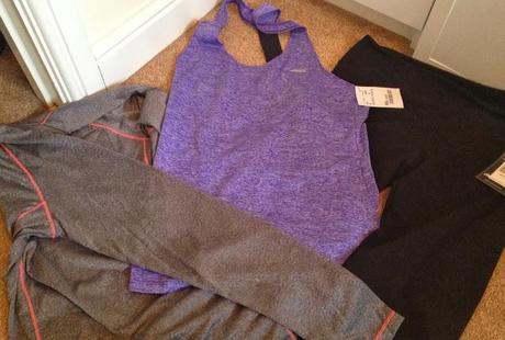 workout gear from tk maxx, long sleeve top, stappy top and yoga pants