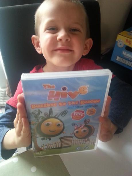 The Hive: Buzzbee to the Rescue – Review and Competition 2013-10-08 16.15.24