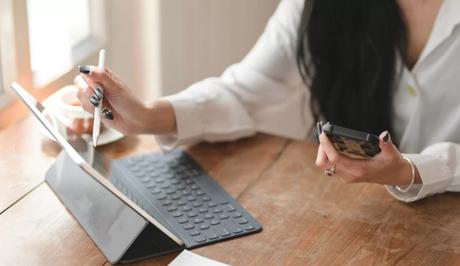 How to Reopen Closed Tabs on iPhone and iPad