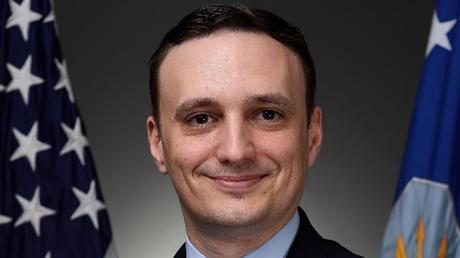 Pentagon’s Former Software Chief Says US Loses The Technology Battle With China