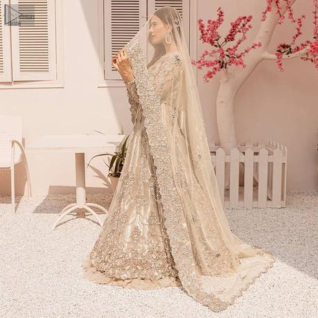 Best Nikah Wear – Ivory Lehenga Pishwas – Dupatta