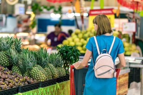 7 Ways To Prepare A Grocery Shopping List When On A Diet