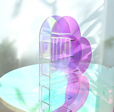 New RikiLovesRiki Beauty Accessories | Iridescent Acrylic Table & Vase
