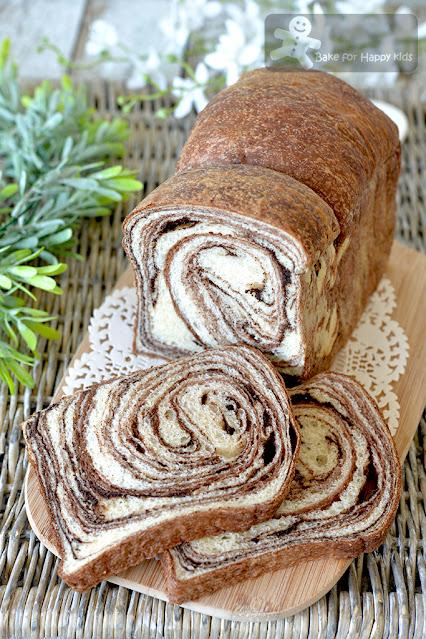 chocolate marble swirl bread