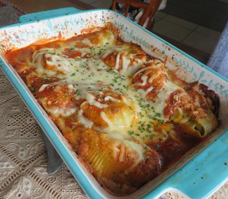 Spinach and Cheese Stuffed Shells