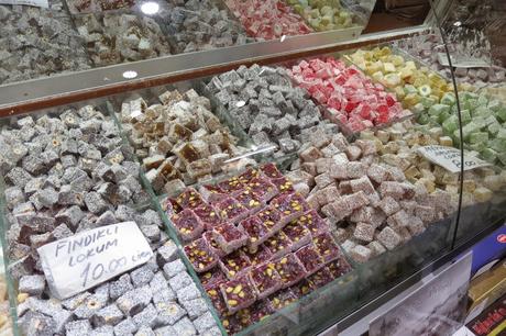 ISTANBUL FOOD TOUR: From Pide to Locum, Guest Post by Kathryn Mohrman