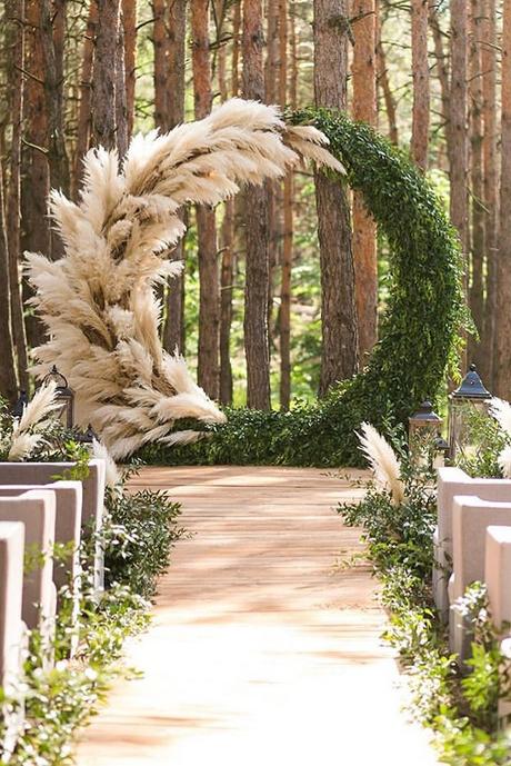 wedding aisle decoration ideas greenery and pampas grass