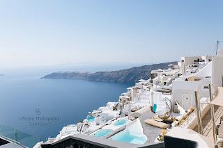 Sweet renewal of vows in Santorini