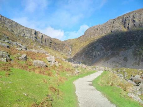 Mahon Valley to Mahon Falls