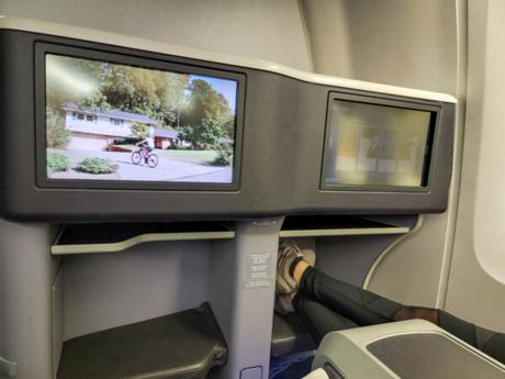 United Upgrade With Miles and Dollars – Is It Worth It?