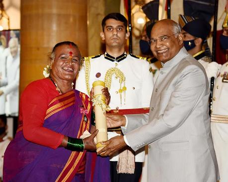 touching gesture !  - Padma Awards 2021 Manjamma Jogati
