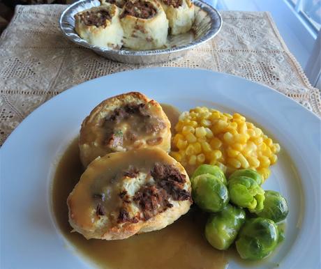 Beef Pinwheels with Gravy